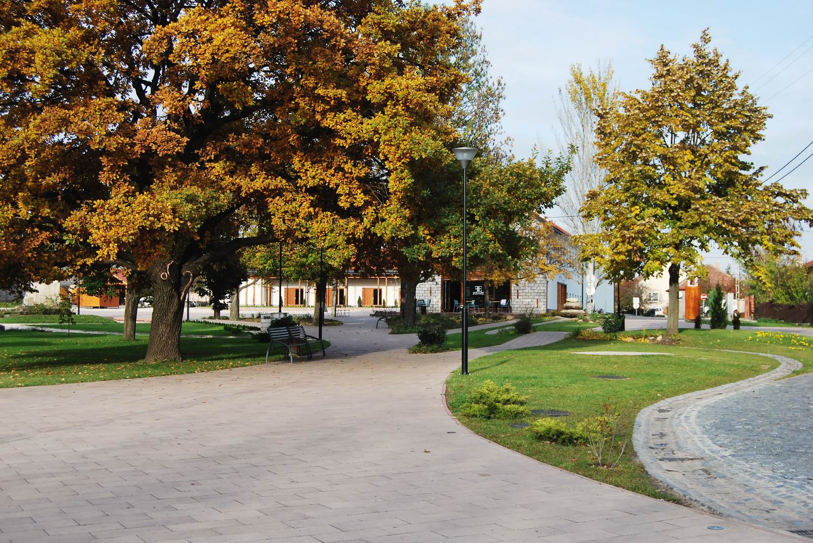 BRUNSZVIK-BEETHOVEN KULTURÁLIS KÖZPONT
