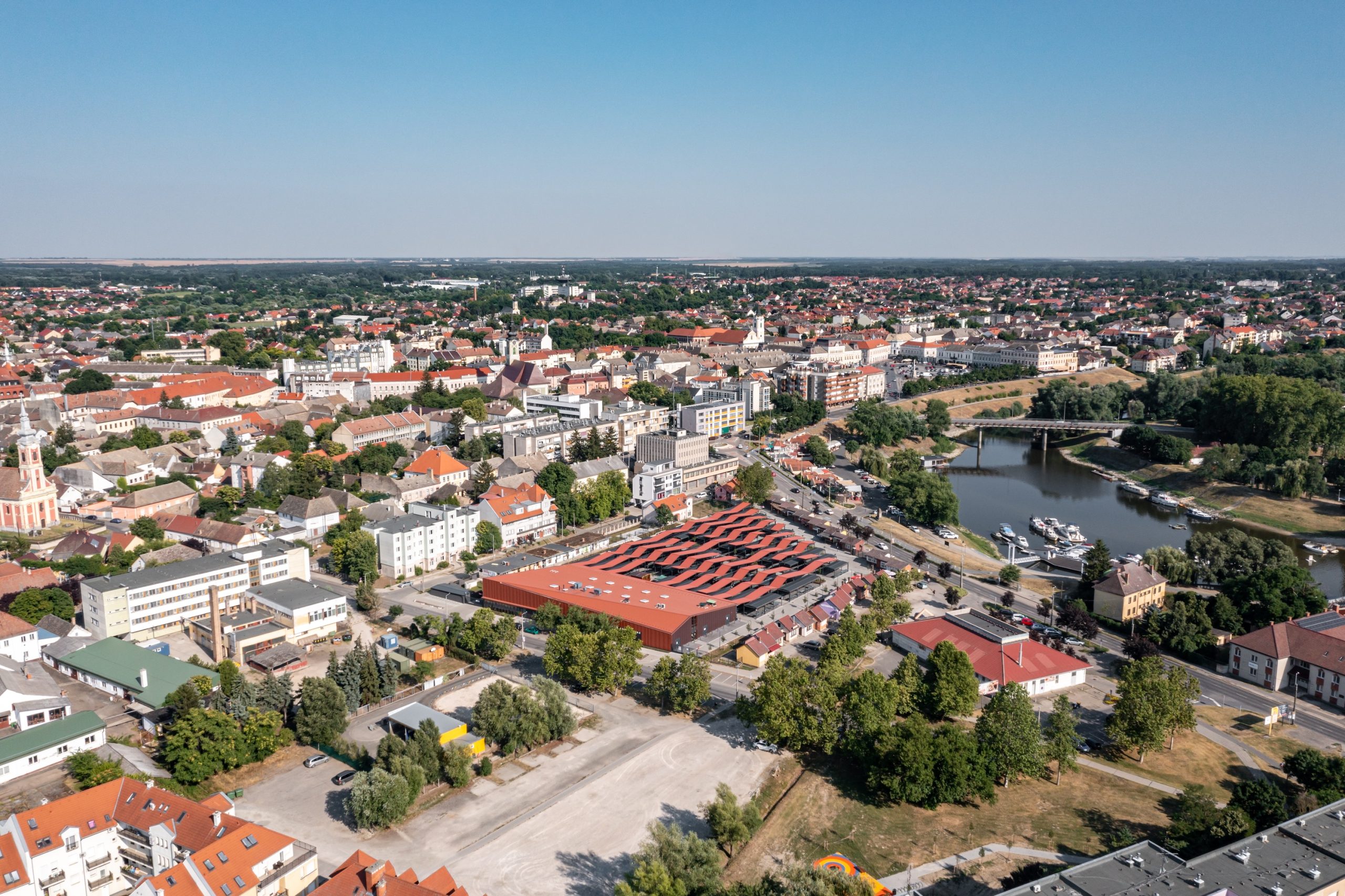 BAJAI VÁROSI PIAC